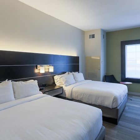 Holiday Inn Express Hotel & Suites Reading By Ihg Eksteriør bilde