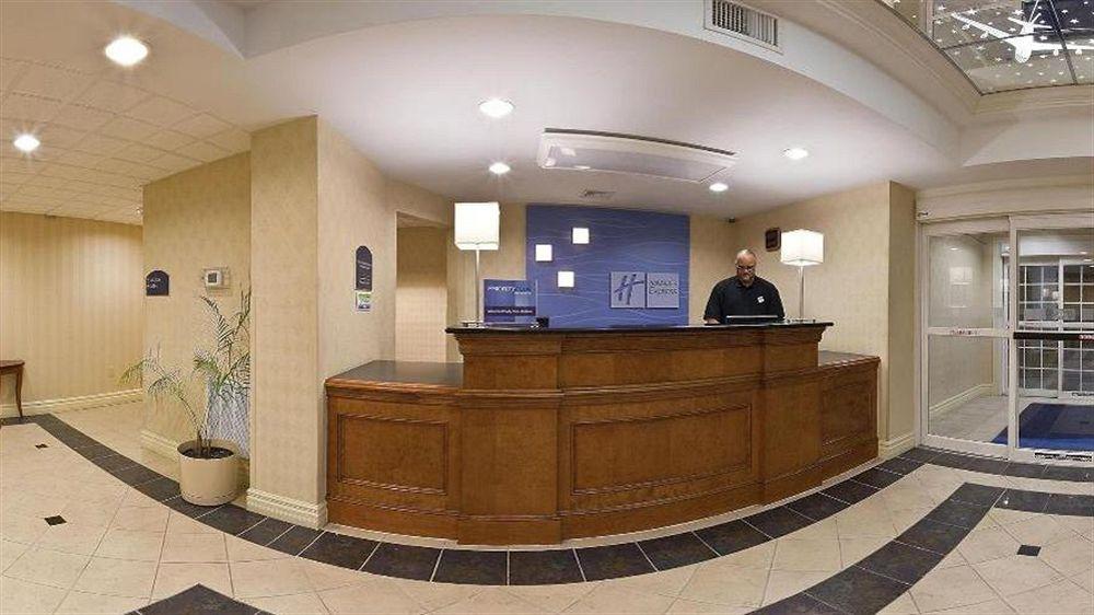 Holiday Inn Express Hotel & Suites Reading By Ihg Eksteriør bilde