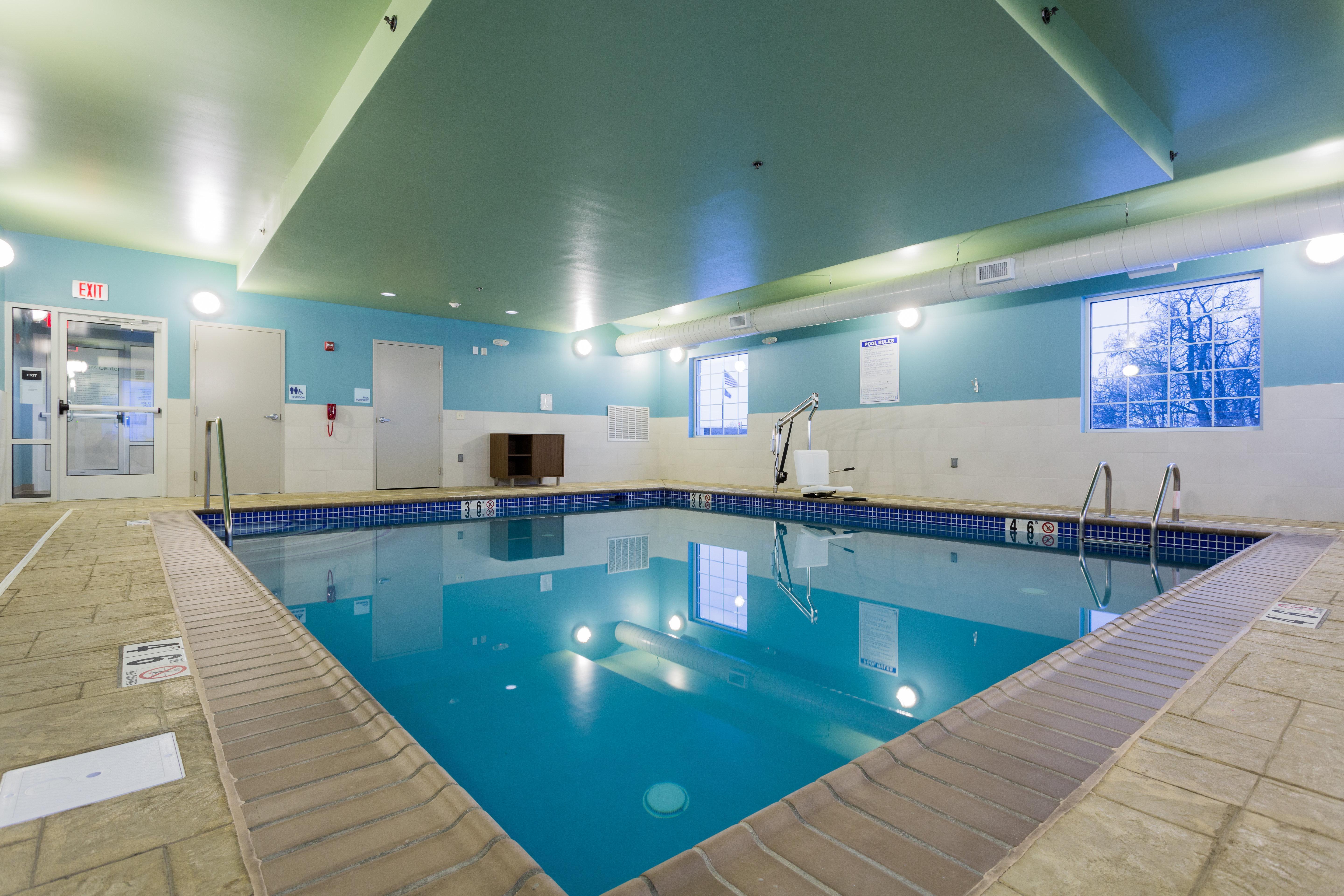 Holiday Inn Express Hotel & Suites Reading By Ihg Eksteriør bilde